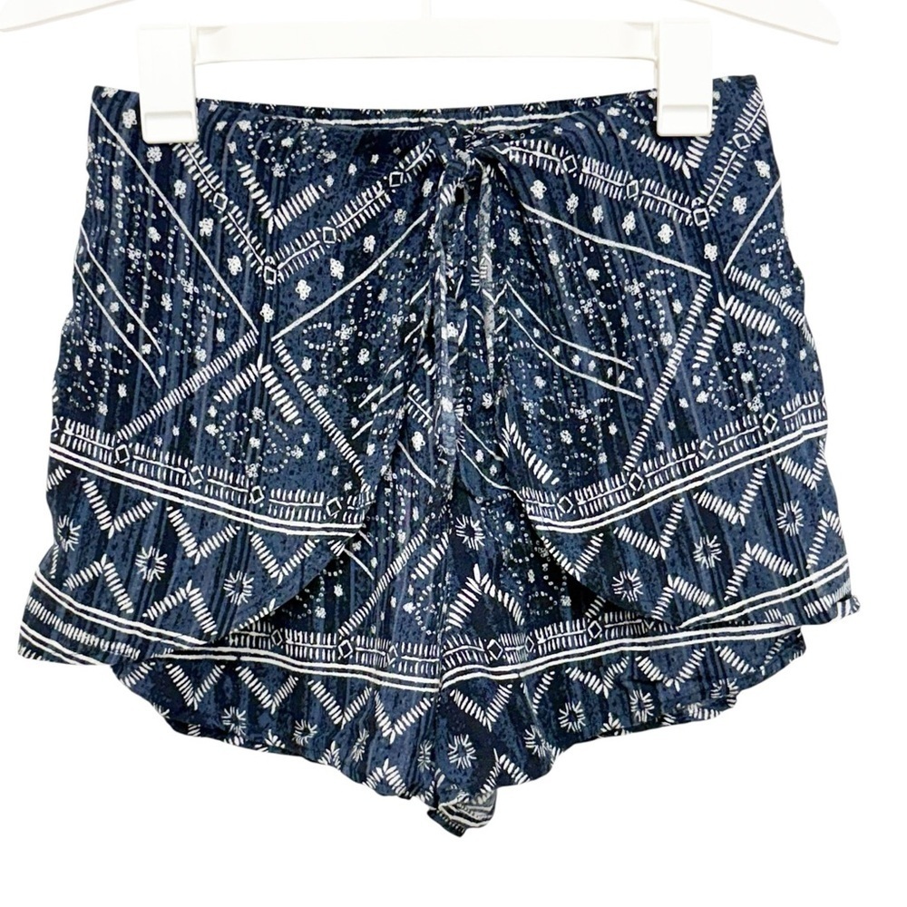 Abercrombie & Fitch Navy Bandana Print Wrap Tie Shorts Large